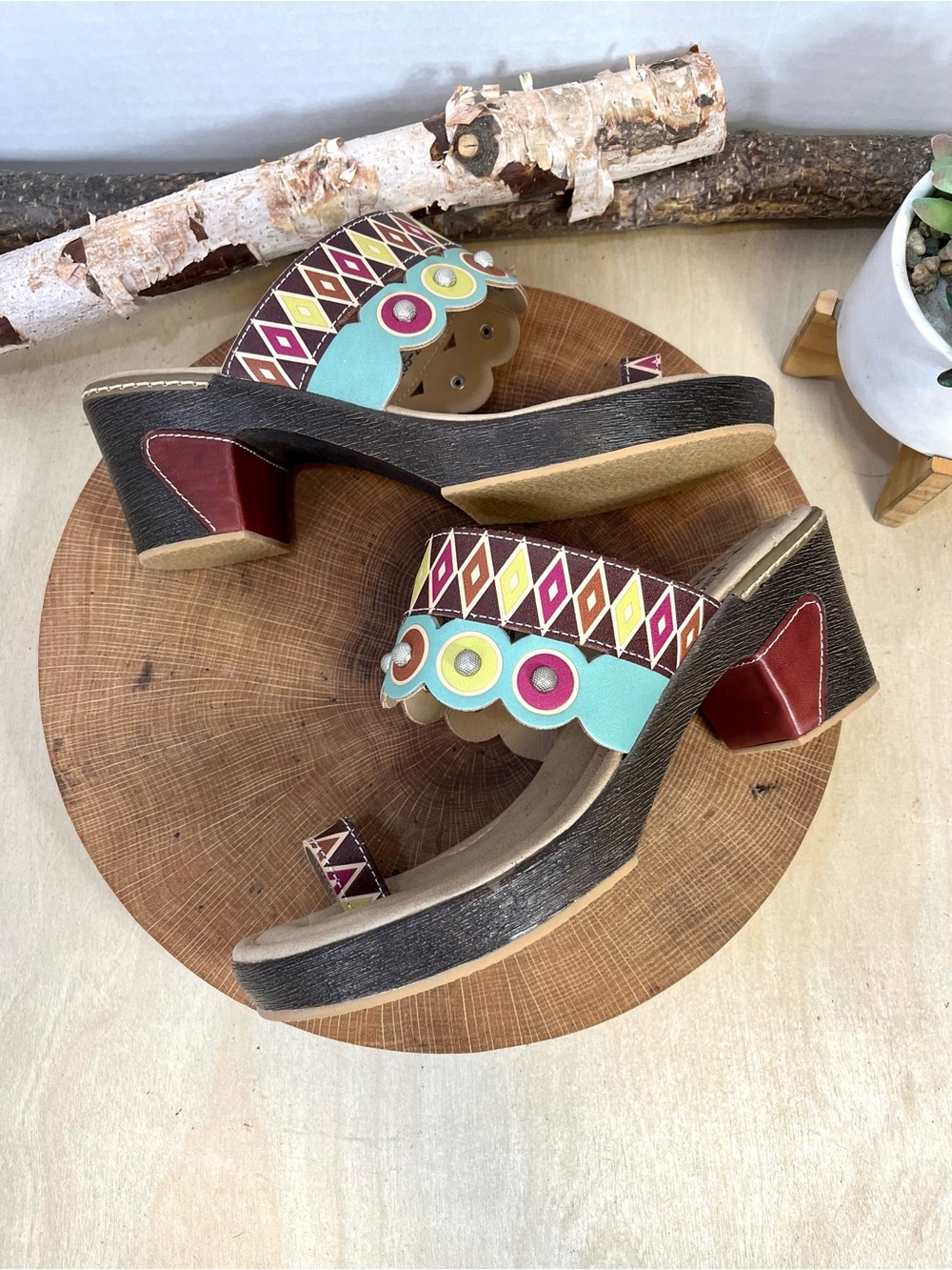 NWOB l'artiste by Spring Step | Dreamcoat BRM Multi Color Heel Sandals Size 40/9